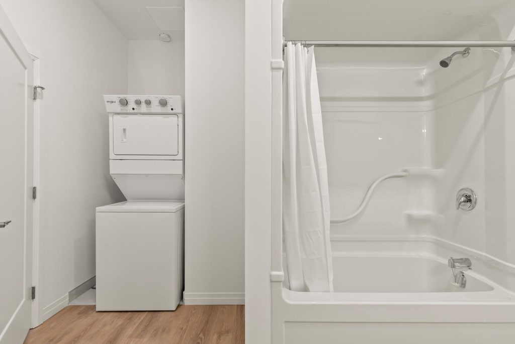 Greg Playford Place - Laundry