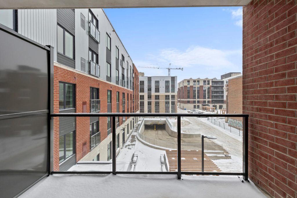 Greg Playford Place - Blacony