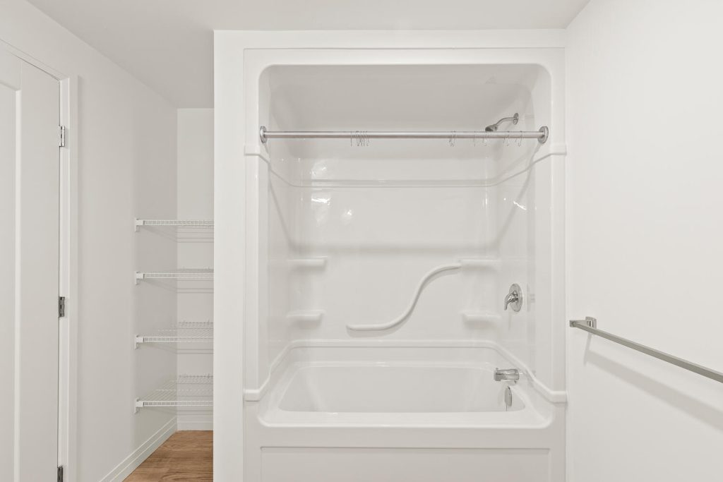 Greg Playford Place - bathroom